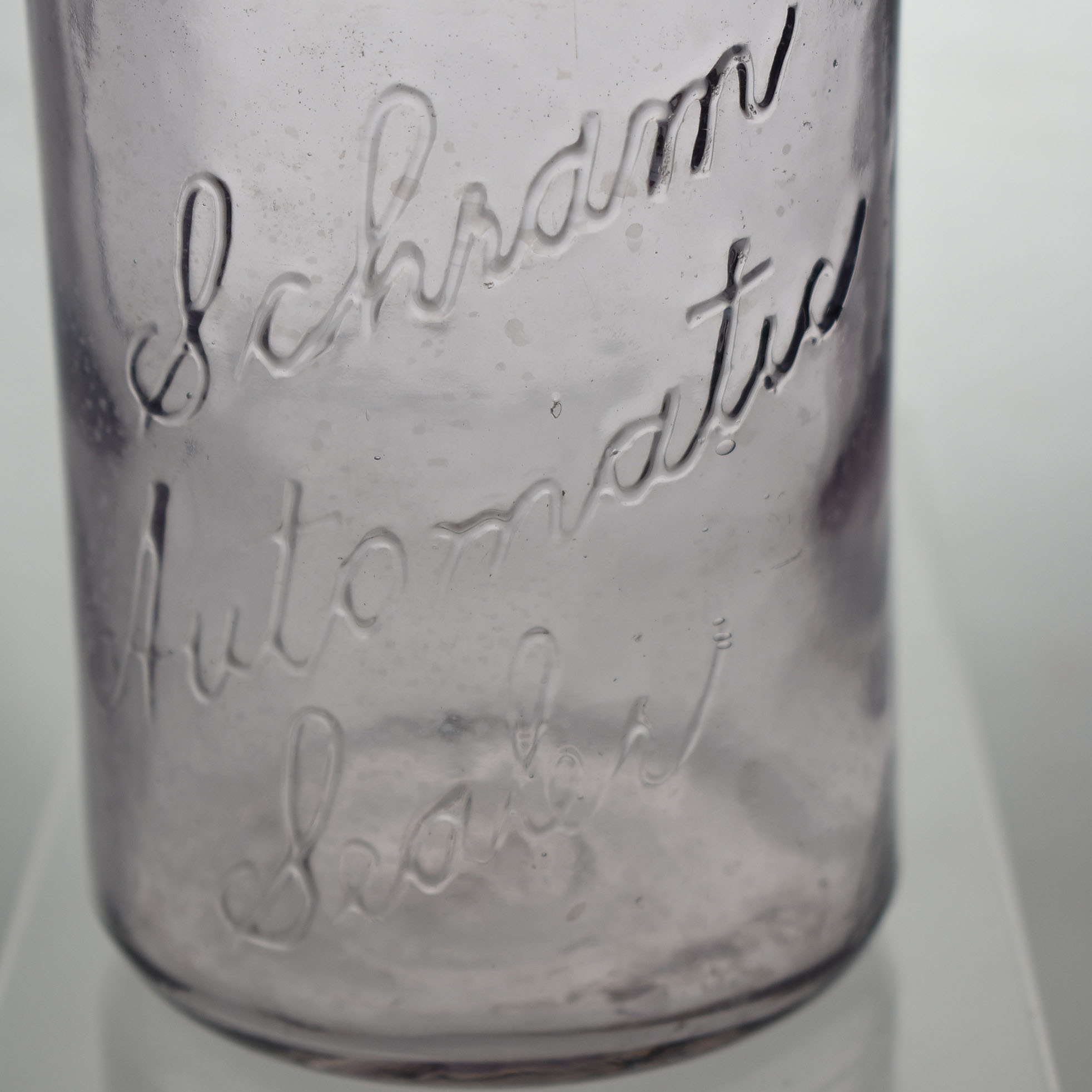 Lot 111- Schram Automatic Sealer (Script) - Pint - Pinkish SCA - Image 7
