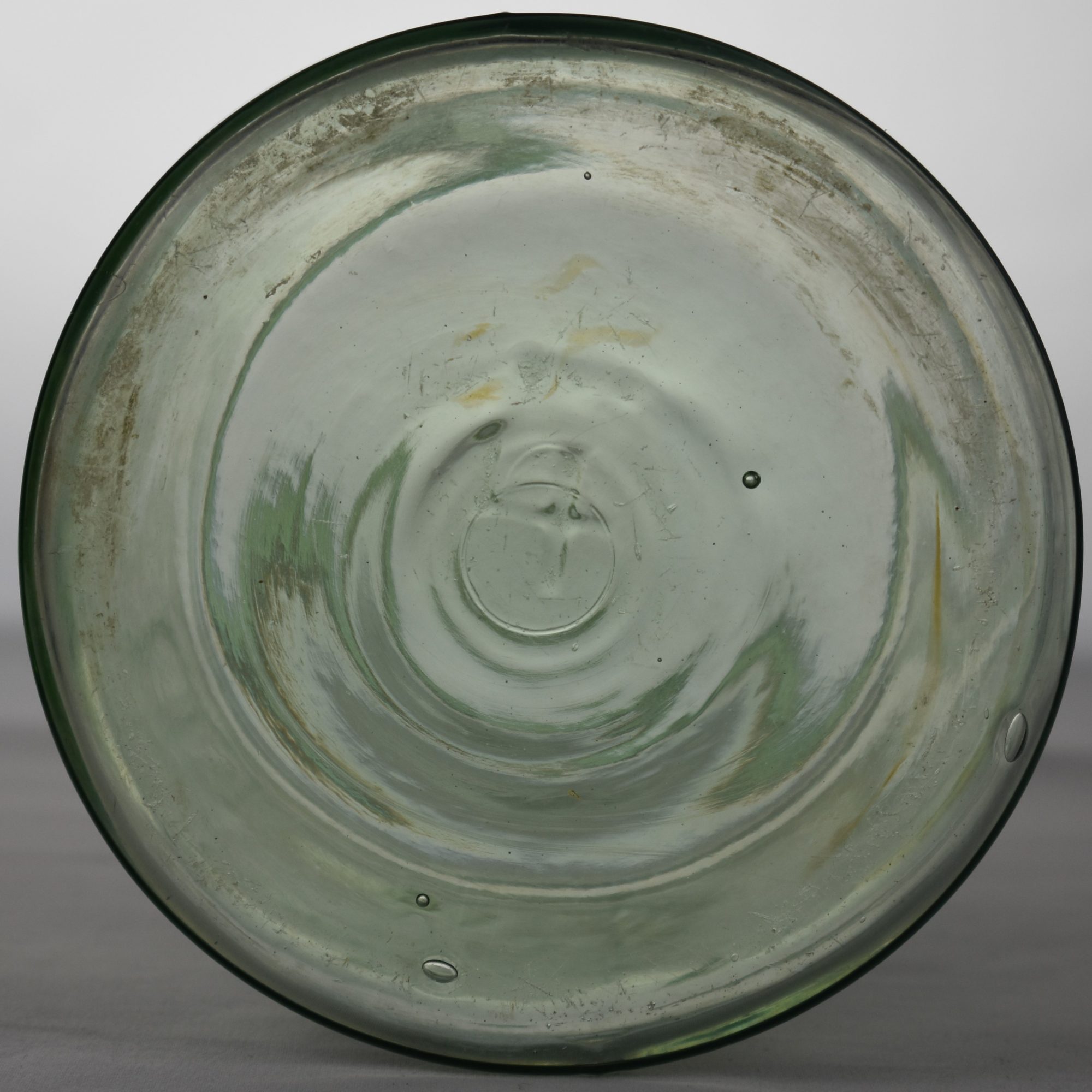Lot 144 - Rall (underscored) Mason. - Half Gallon (Light Yellow Green) - Image 2
